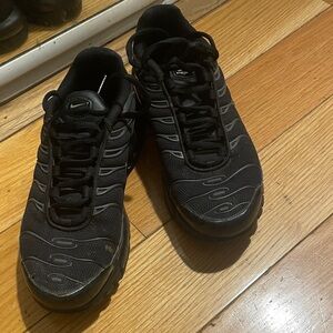 Nike Black Athletic Shoes